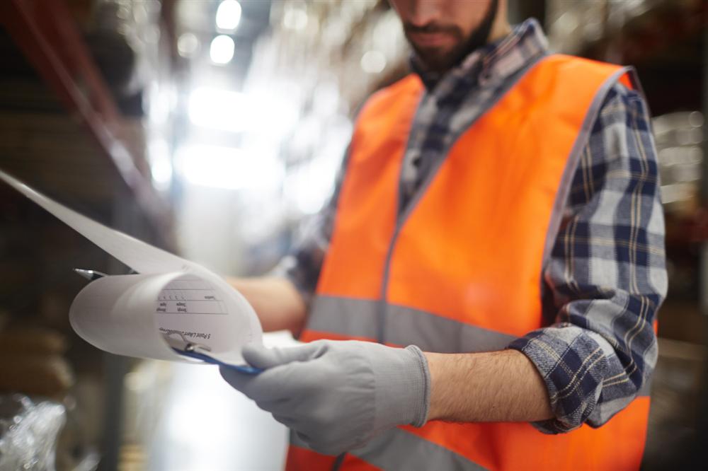 Co powinna zawierać instrukcja BHP