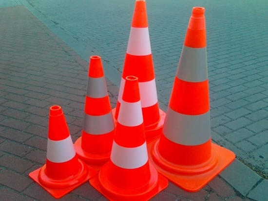 Pachołek drogowy 350mm