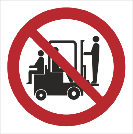 Zakaz przewozu osób na urządzenia transportowych